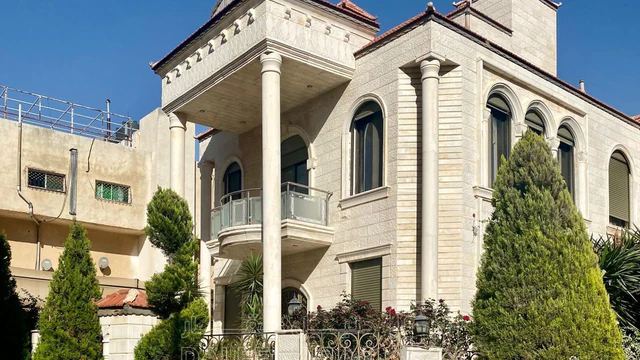 فيلا/منزل في عمان المقابلين شارع الحرية - 340,000 دأ - صورة NaN