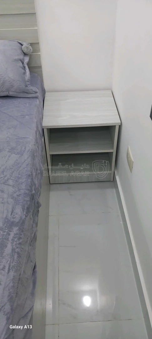 شقة في شقه مفروش فندقي مطبخ مفتوح على المعيشه مؤجره٤٥٠ د - 36,000 دأ - صورة 1