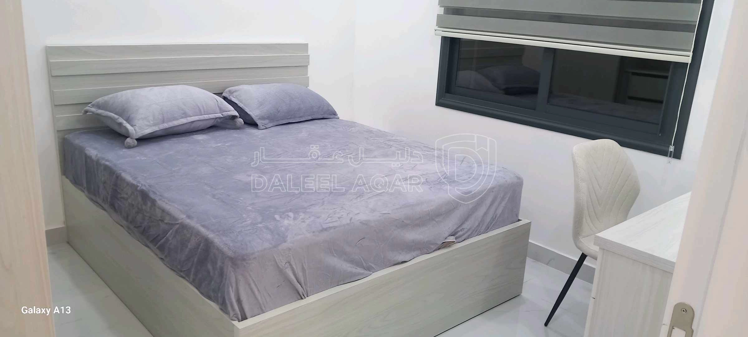 شقة في شقه مفروش فندقي مطبخ مفتوح على المعيشه مؤجره٤٥٠ د - 36,000 دأ - صورة 1