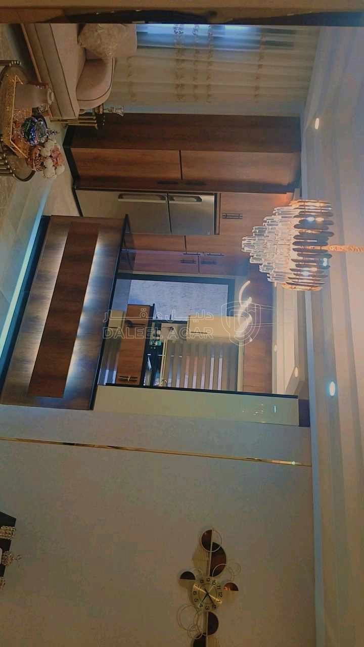 شقة في اربد قرب اشارة sos مقابل كافيه Simple - 80,000 دأ - صورة 1