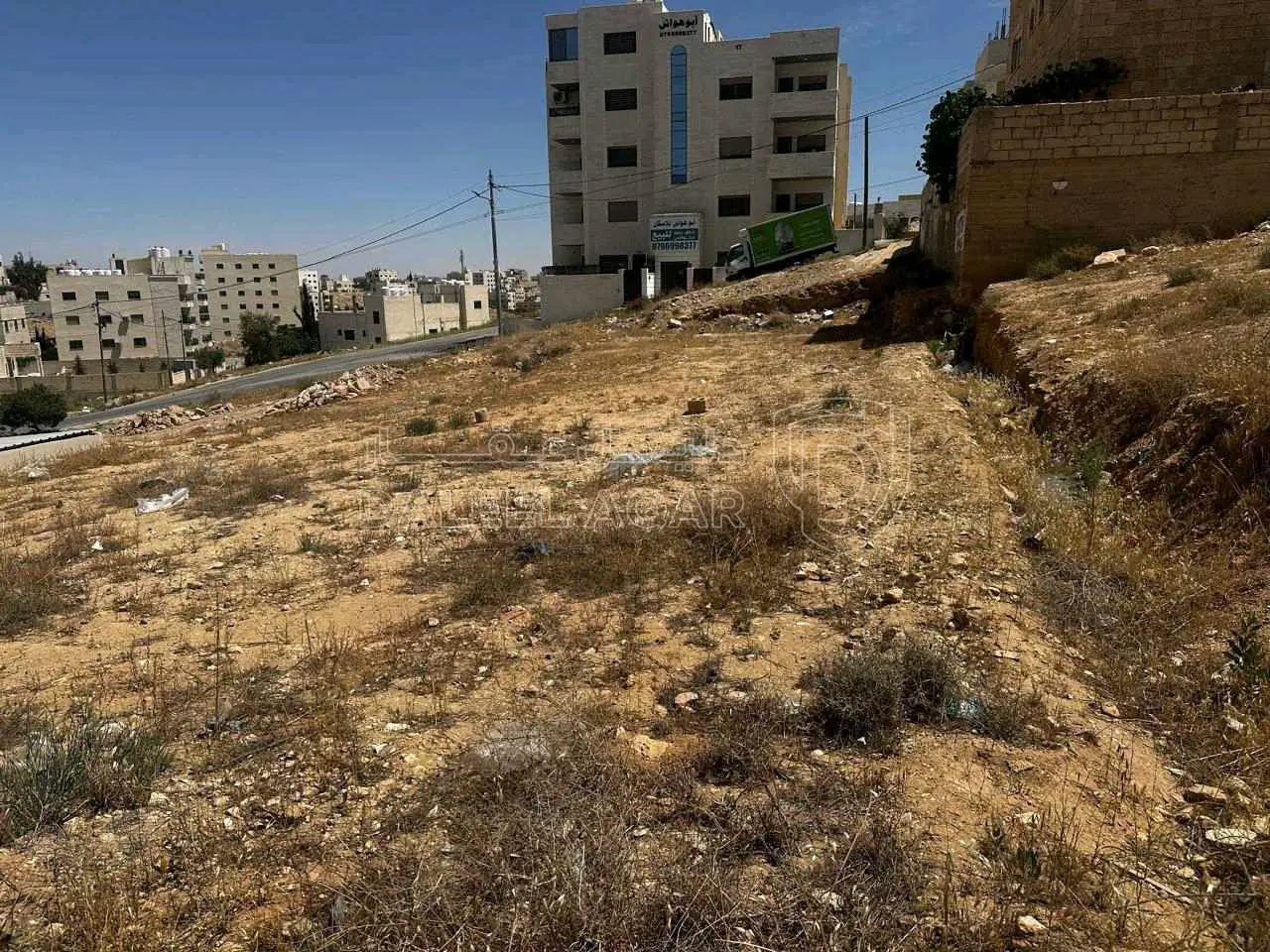 أرض في ضاحية المدينة بالقرب من القصور الخمسة - 45,000 دأ - صورة 1