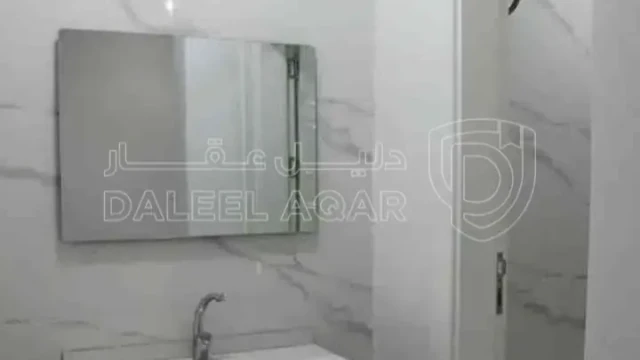 شقة - معان الإسكان خلف مؤسسة العقايلة بالقرب من مدرسة الإسكان للبنات  - 44000 دأ