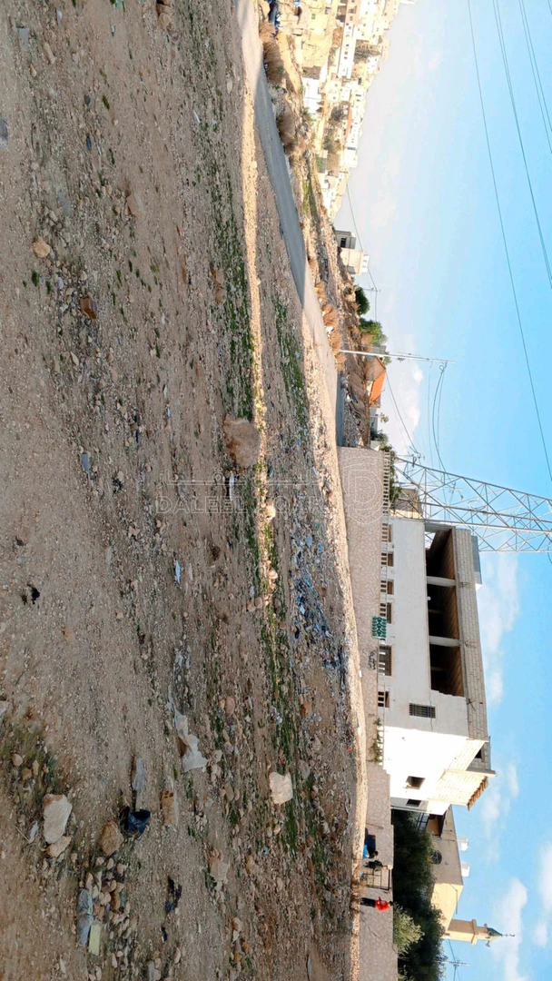 أرض في خلف عمارة الأيتام - 40,000 دأ - صورة 1