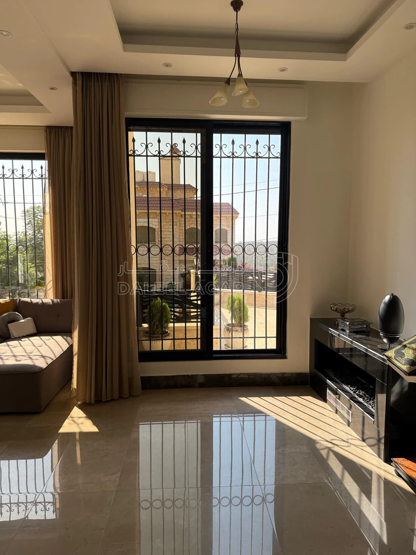 فيلا/منزل في دابوق الحماريه - 850,000 دأ - صورة 1