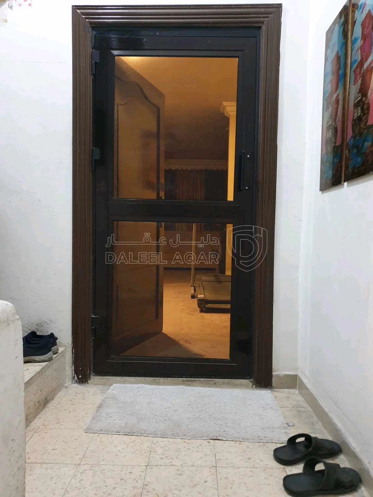 شقة في الزرقاء  - 60,000 دأ - صورة 1