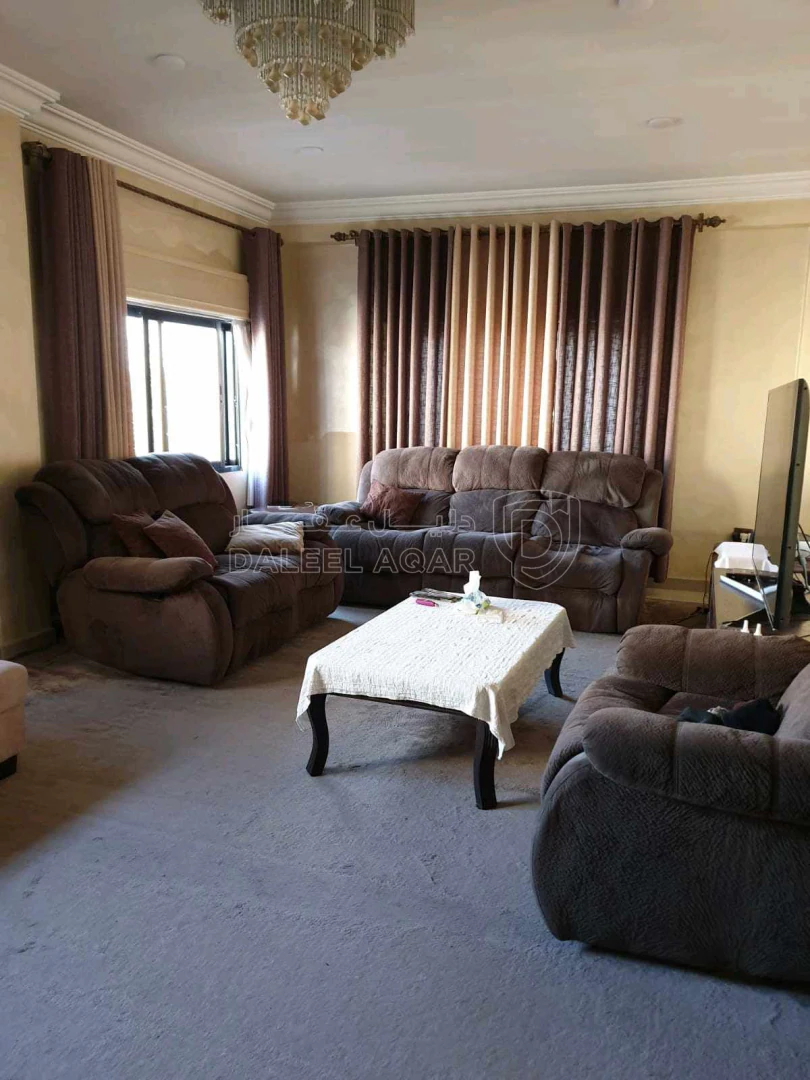 شقة في الزرقاء  - 60,000 دأ - صورة 1