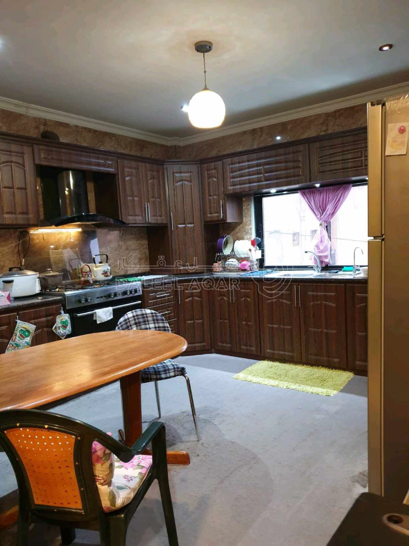 شقة في الزرقاء  - 60,000 دأ - صورة 1