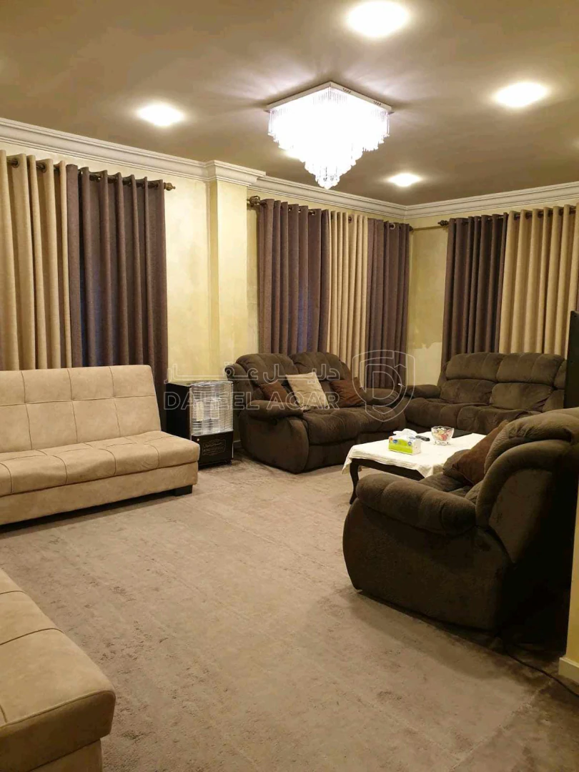 شقة في الزرقاء  - 60,000 دأ - صورة 1