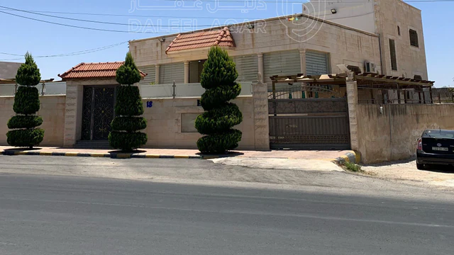 فيلا/منزل - عمان جاوا  - 225000 دأ