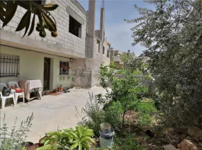 فيلا/منزل في اربد,البارحه,شارع قيس بن سعد - 75,000 دأ - صورة NaN