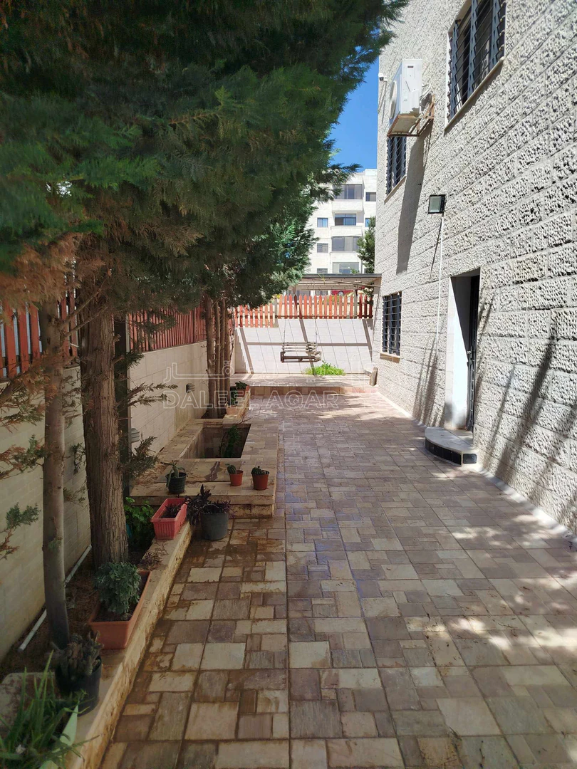 فيلا/منزل في حي المنصور  - 380,000 دأ - صورة 1