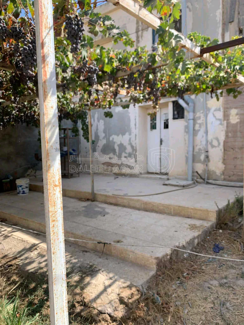 فيلا/منزل في ناعور ، البصة قرب مسجد مثقال العدوان  - 85,000 دأ - صورة 1