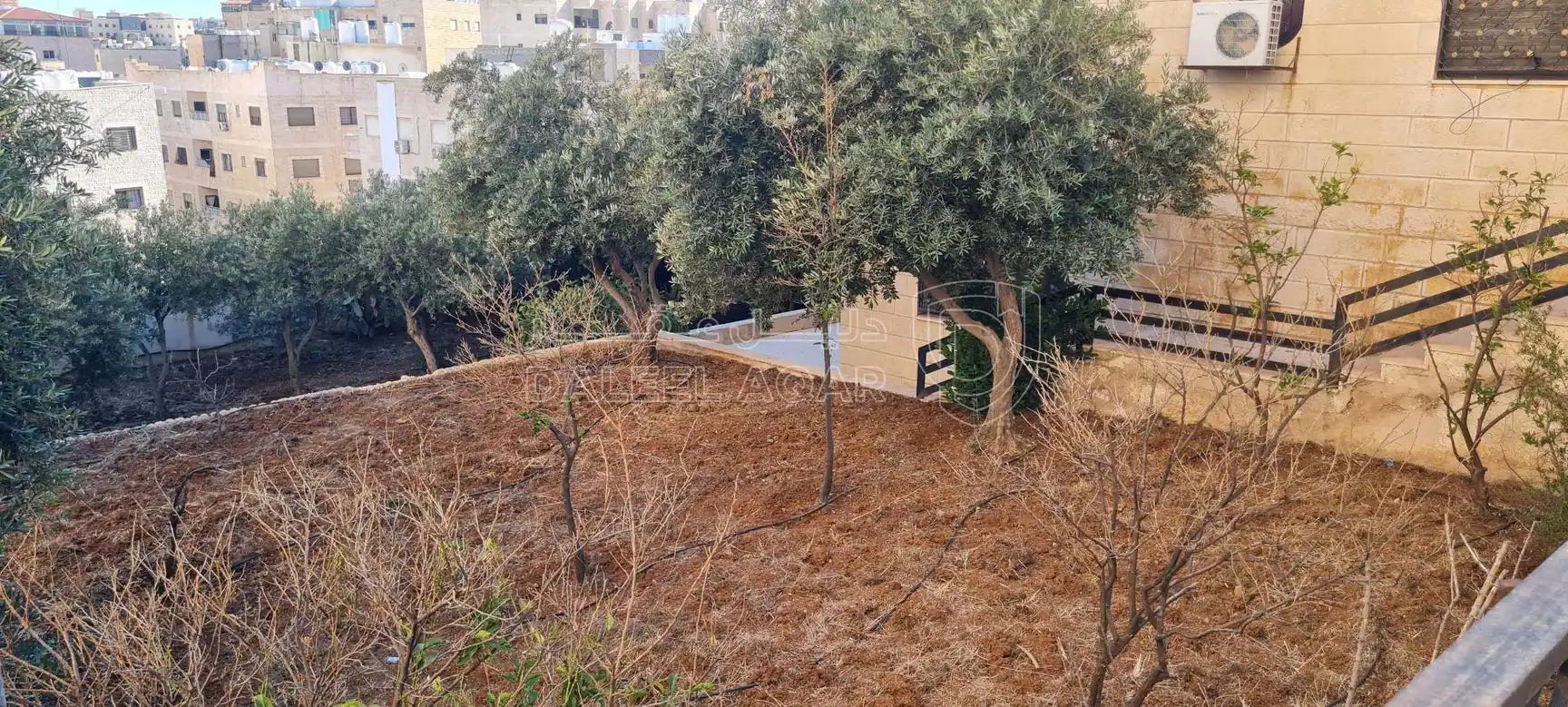 فيلا/منزل في طبربور - 330,000 دأ - صورة 1