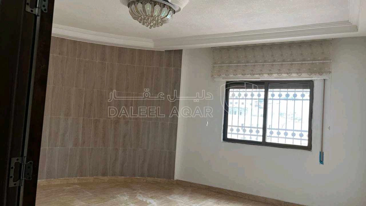 شقة في البنيات الشمالي ، مقابل مركز الصحي البنيات. - 68,000 دأ - صورة 1