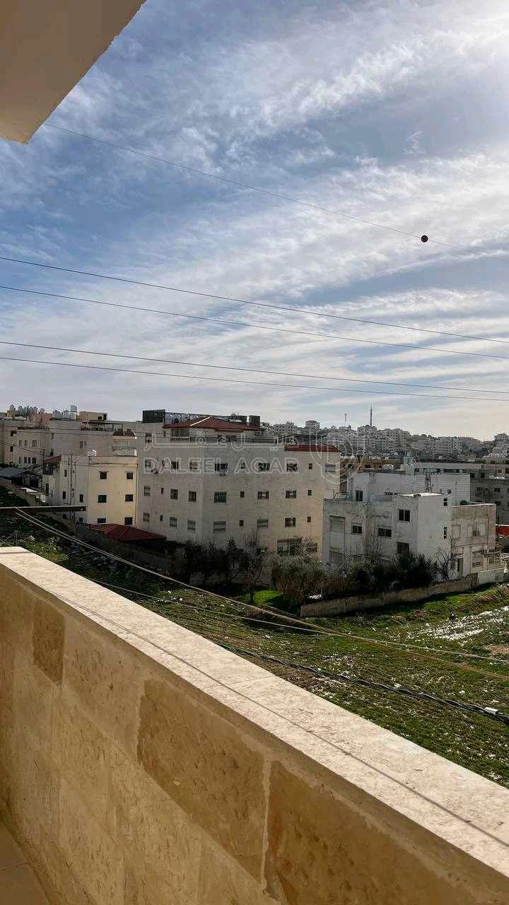 شقة في البنيات الشمالي ، مقابل مركز الصحي البنيات. - 68,000 دأ - صورة 1