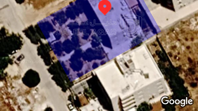أرض - ناعور.حي ام عريجات.. - 346000 دأ