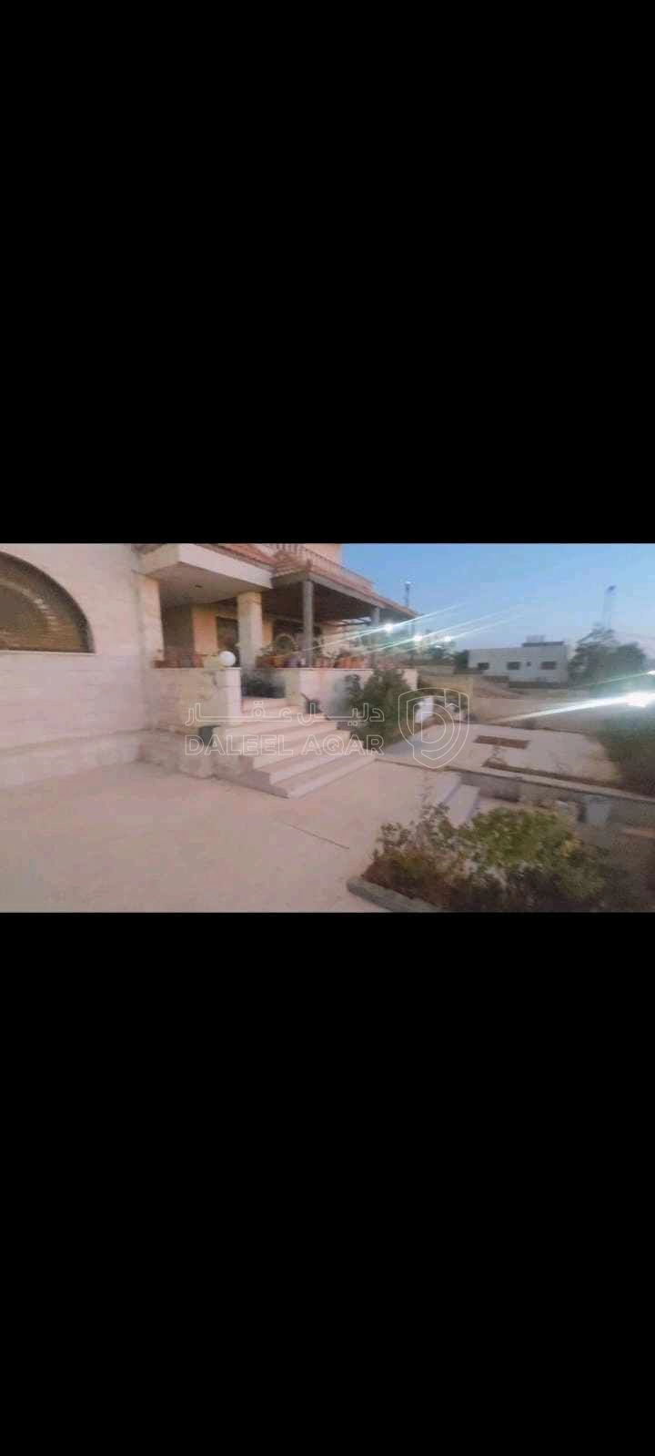 شقة في السلط، نقب الدبور العلوي  - 85,000 دأ - صورة 1