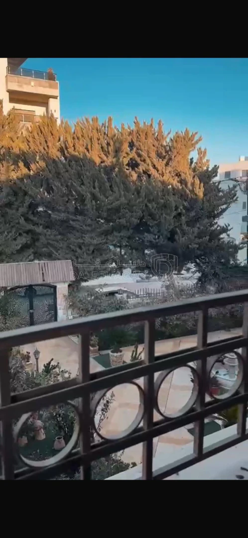 فيلا/منزل في اربد /حي الرهبات الوردية  - 320,000 دأ - صورة 1