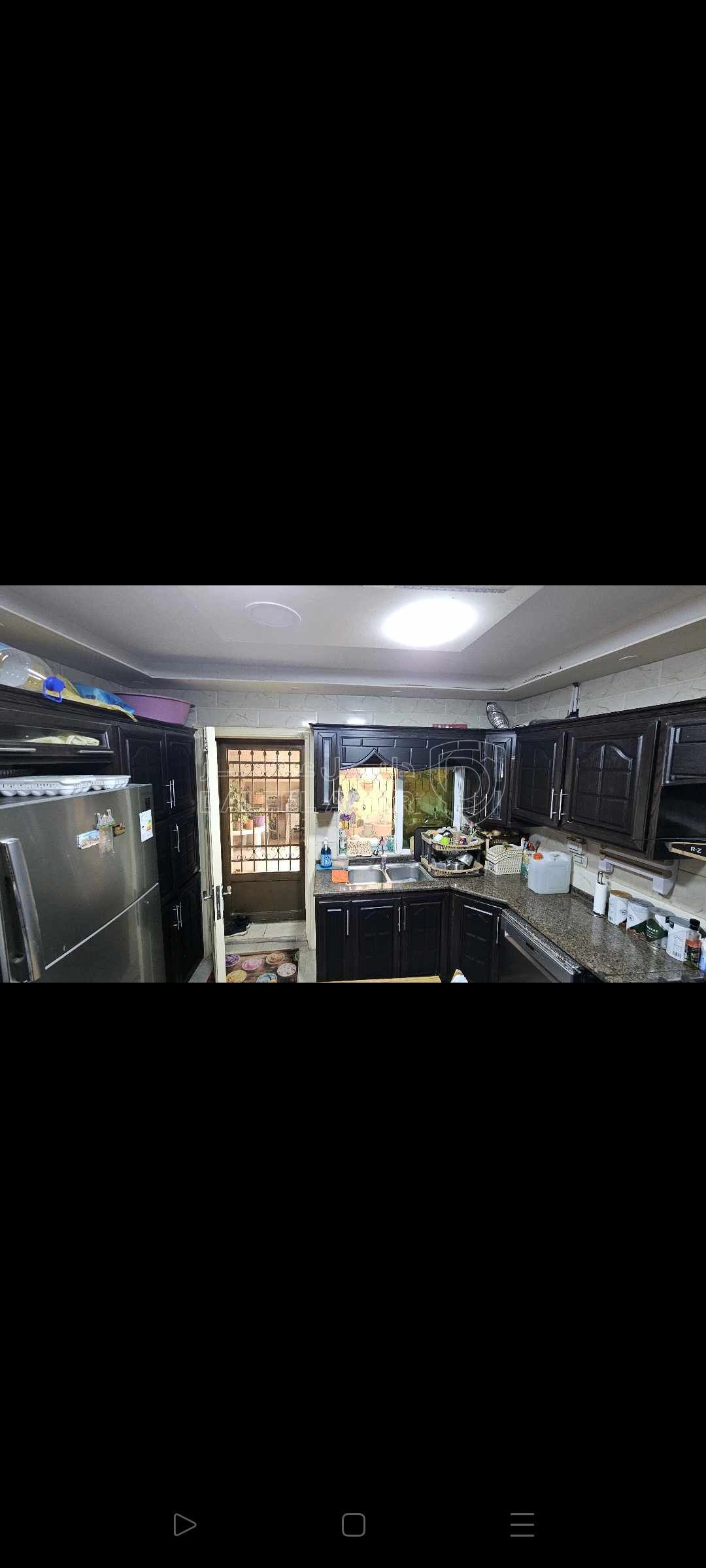 شقة في اربد الحي الشرقي شمال حديقه تونس  - 39,000 دأ - صورة 1