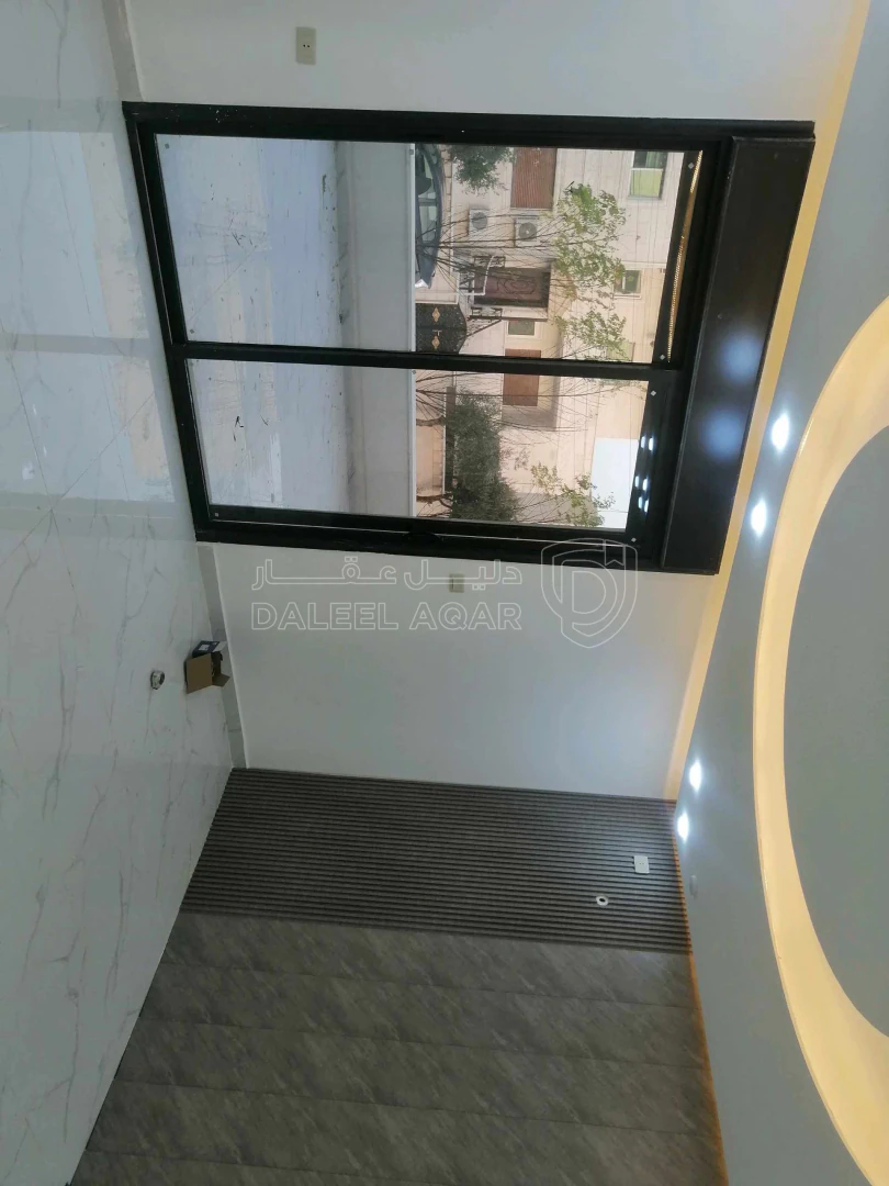 شقة في السلط - السرو - إسكان طيبه - 70,000 دأ - صورة 1