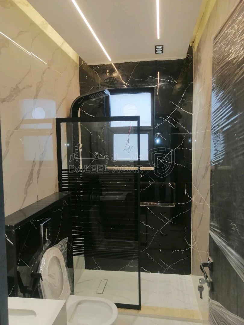 شقة في السلط - السرو - إسكان طيبه - 70,000 دأ - صورة 1