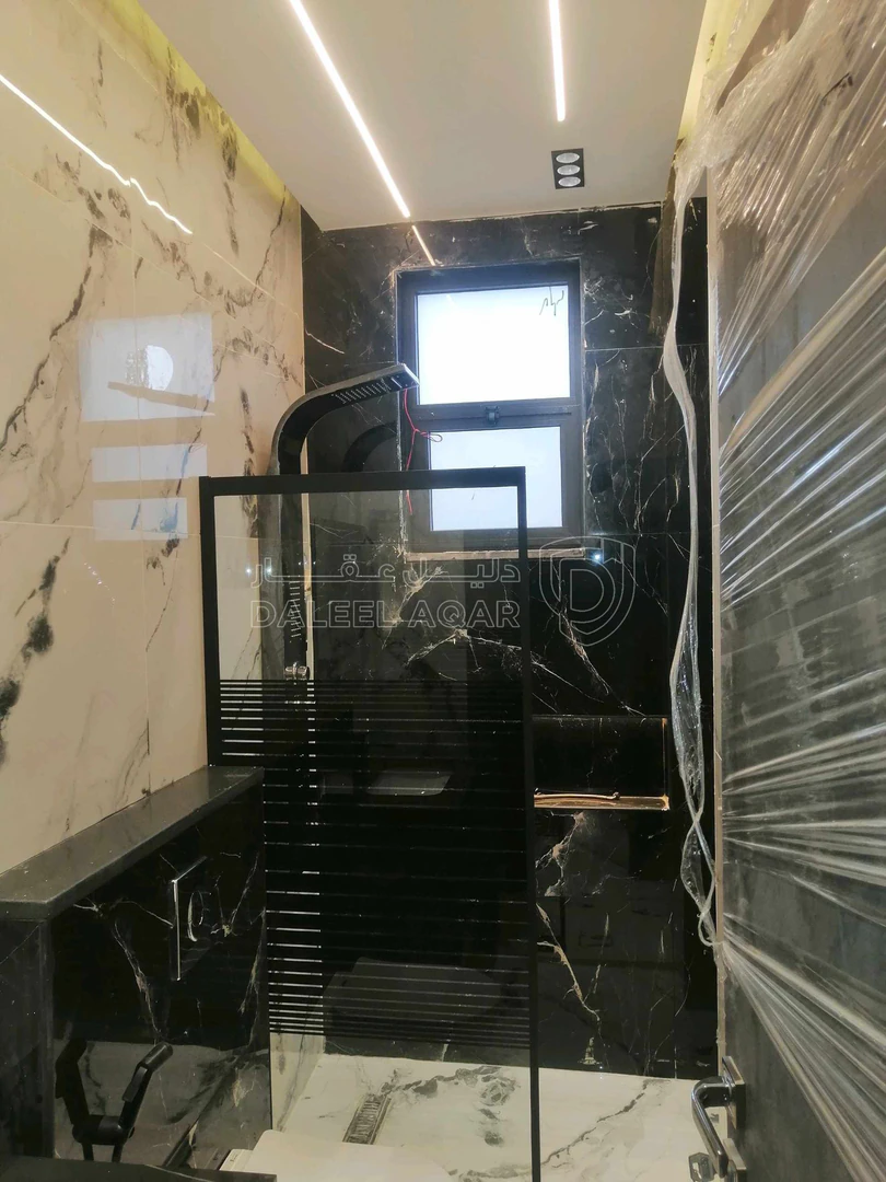 شقة في السلط - السرو - إسكان طيبه - 70,000 دأ - صورة 1