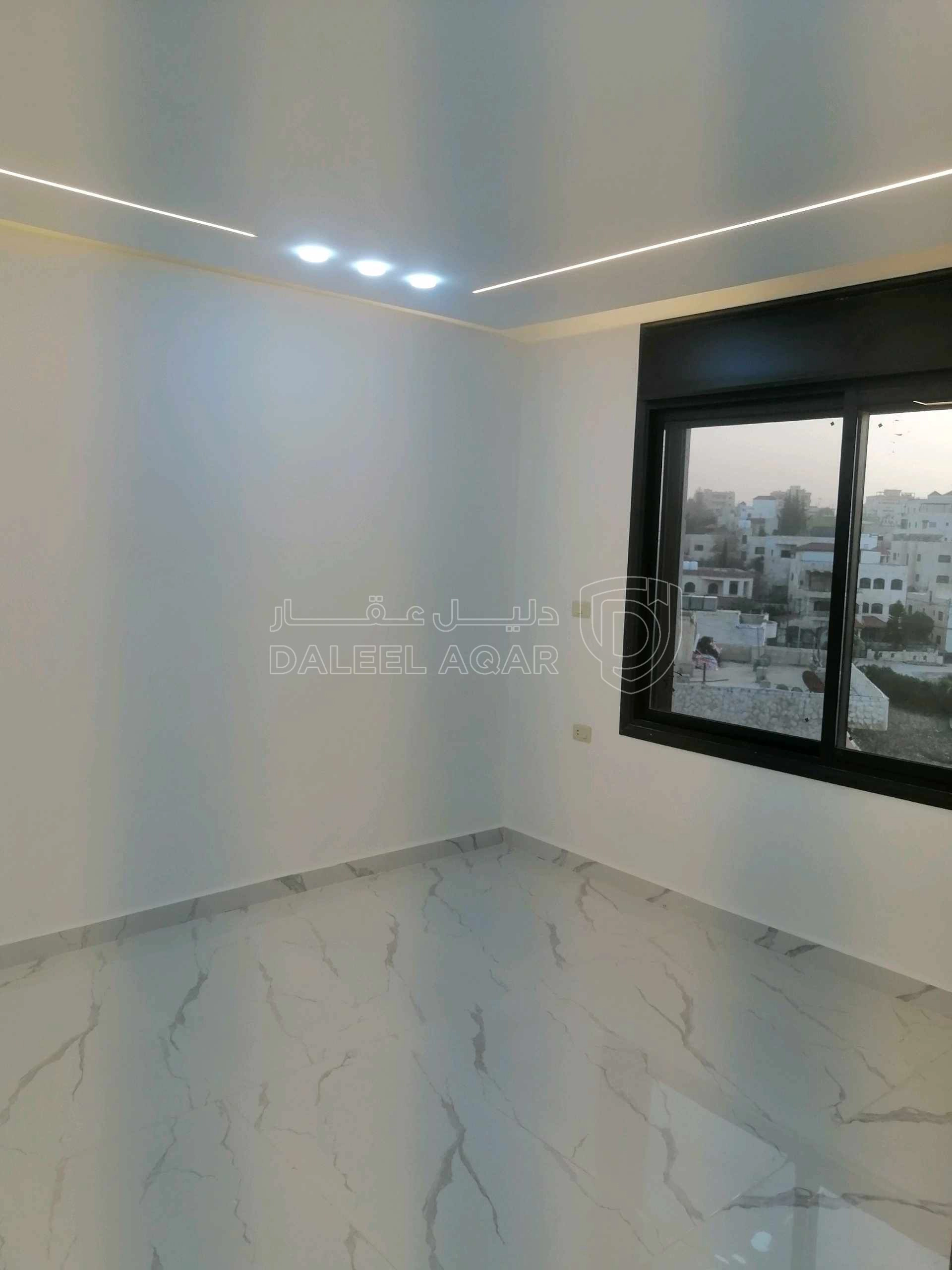 شقة في السلط - السرو - إسكان طيبه - 70,000 دأ - صورة 1