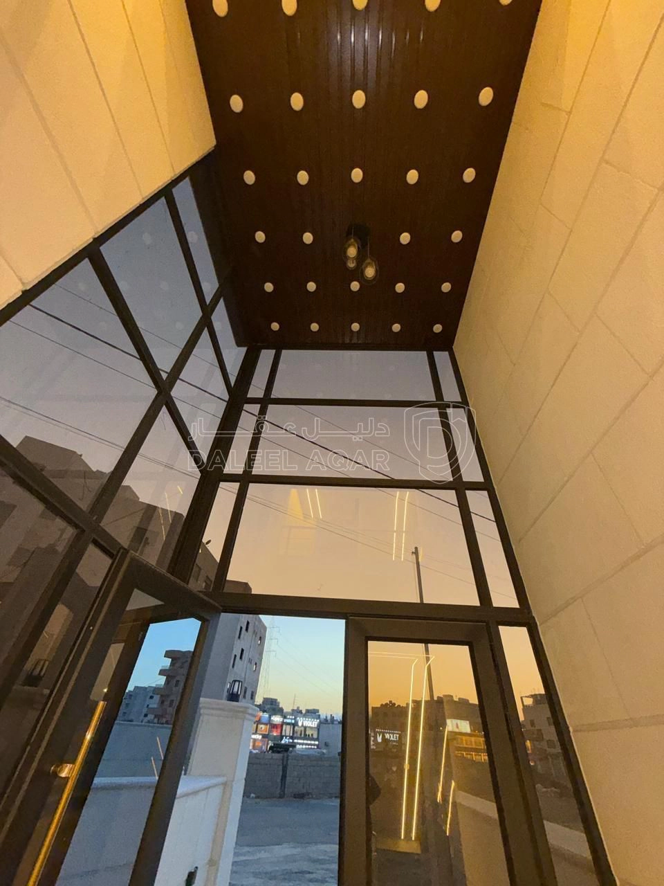 شقة في البنيات- حي المرعي- قرب مدارس الحصاد - 120,000 دأ - صورة 1