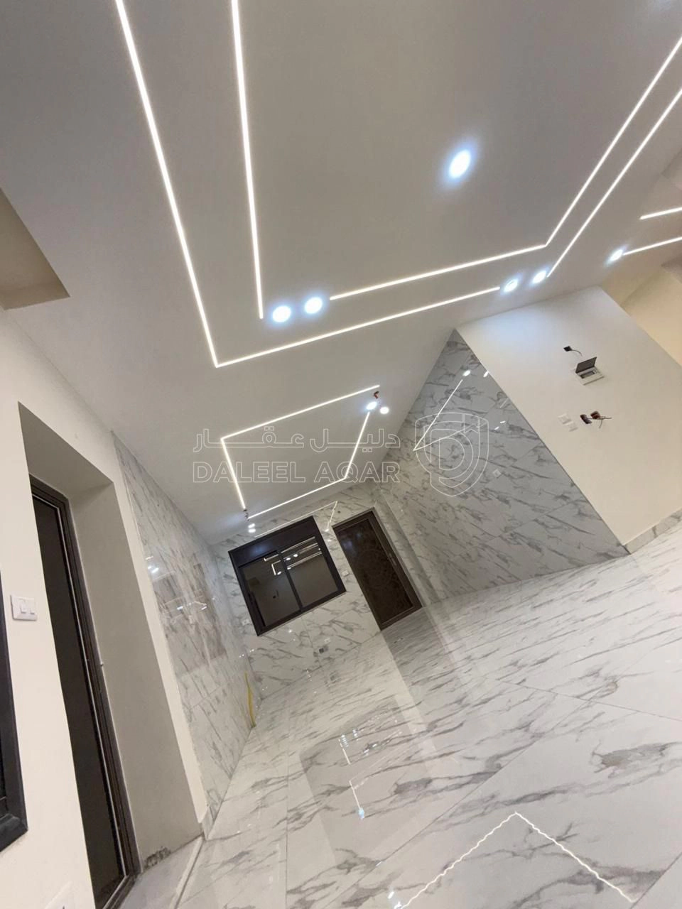 شقة في البنيات- حي المرعي- قرب مدارس الحصاد - 120,000 دأ - صورة 1