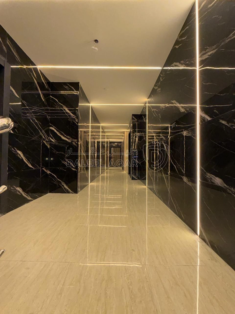 شقة في البنيات- حي المرعي- قرب مدارس الحصاد - 120,000 دأ - صورة 1