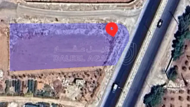 أرض - ش. عمان الرئيسي - 265000 دأ