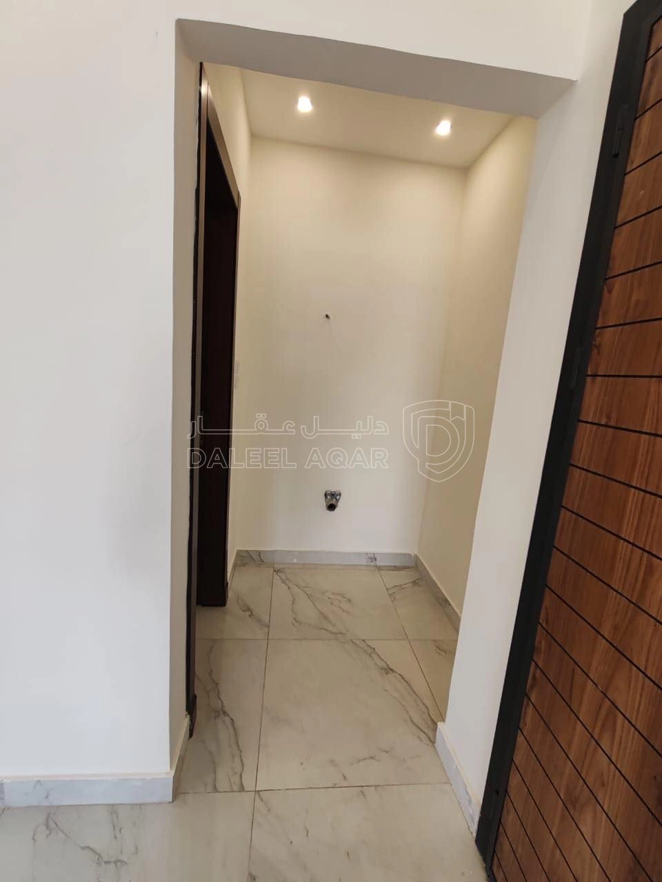 شقة في شفابدران بالقرب من مدارس زهرة البنفسج - 63,500 دأ - صورة 1