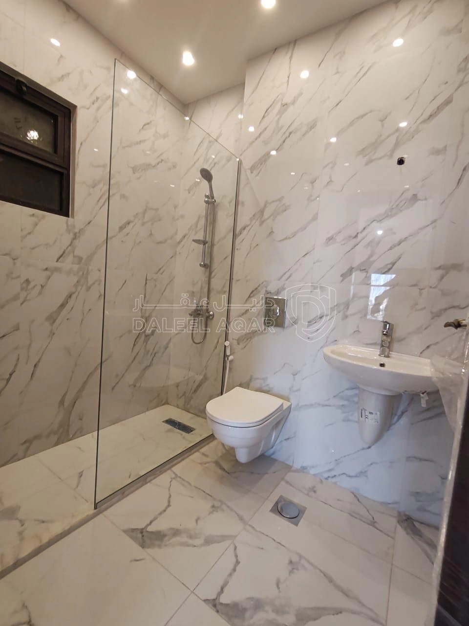 شقة في شفابدران بالقرب من مدارس زهرة البنفسج - 63,500 دأ - صورة 1