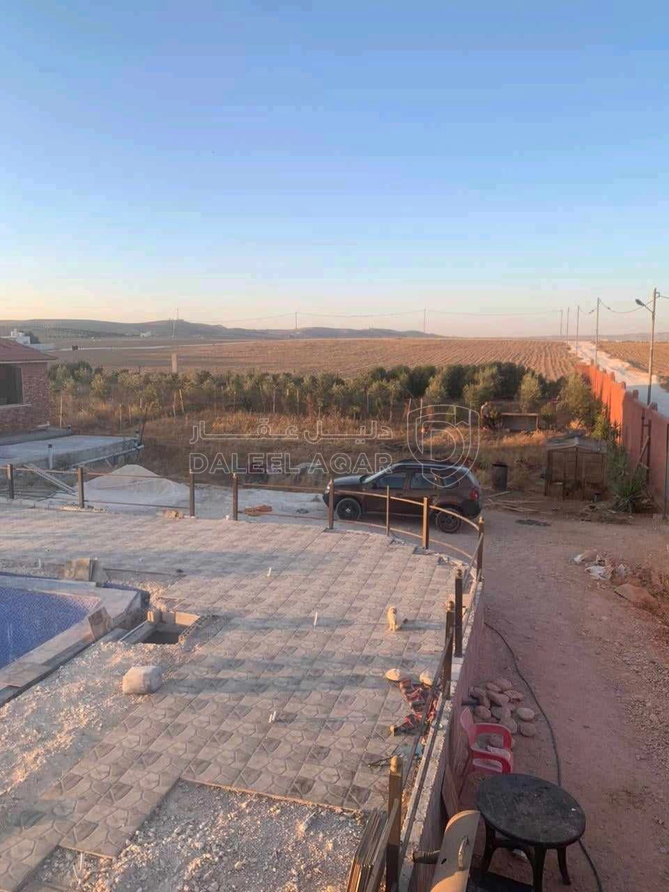 مزرعة/شاليه في الرمثا الجوبا الشرقية  - 85,000 دأ - صورة 1