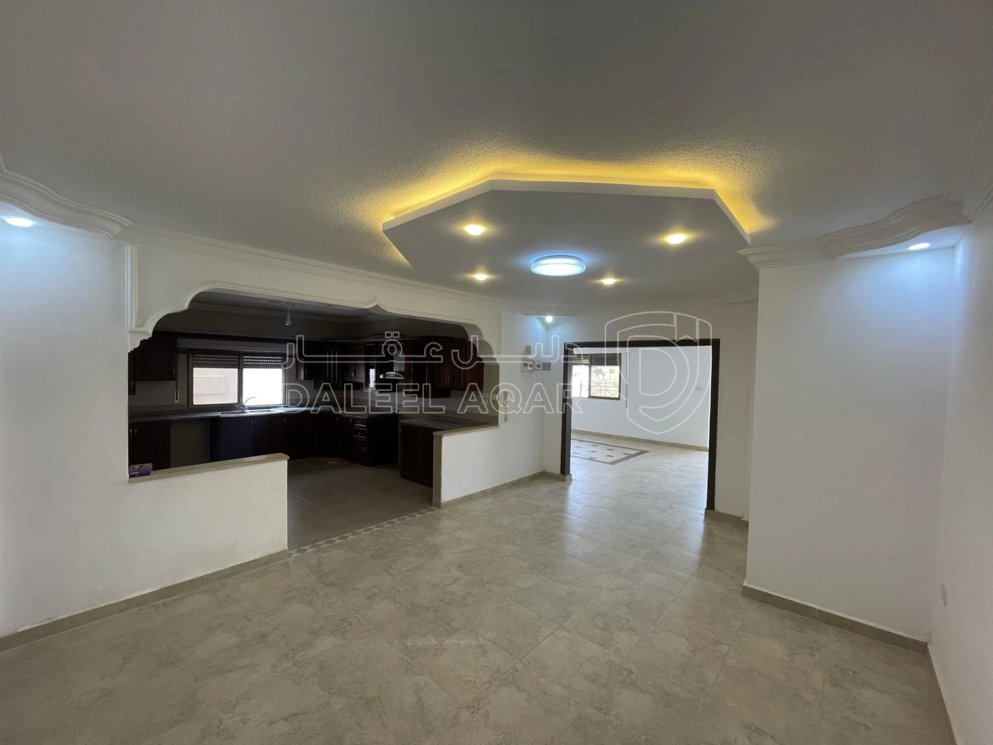 شقة في 🏠شقه طابق ثالث سوبر ديلوكس للبيع -الزرقاء الجديد - 39,500 دأ - صورة 1