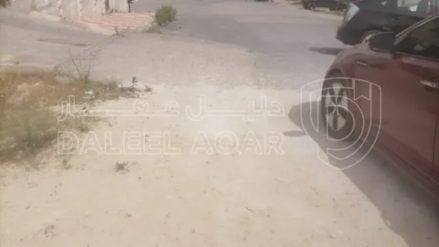 أرض - ضاحيه الرشيد قرب مسجد التقوى  - 180000 دأ