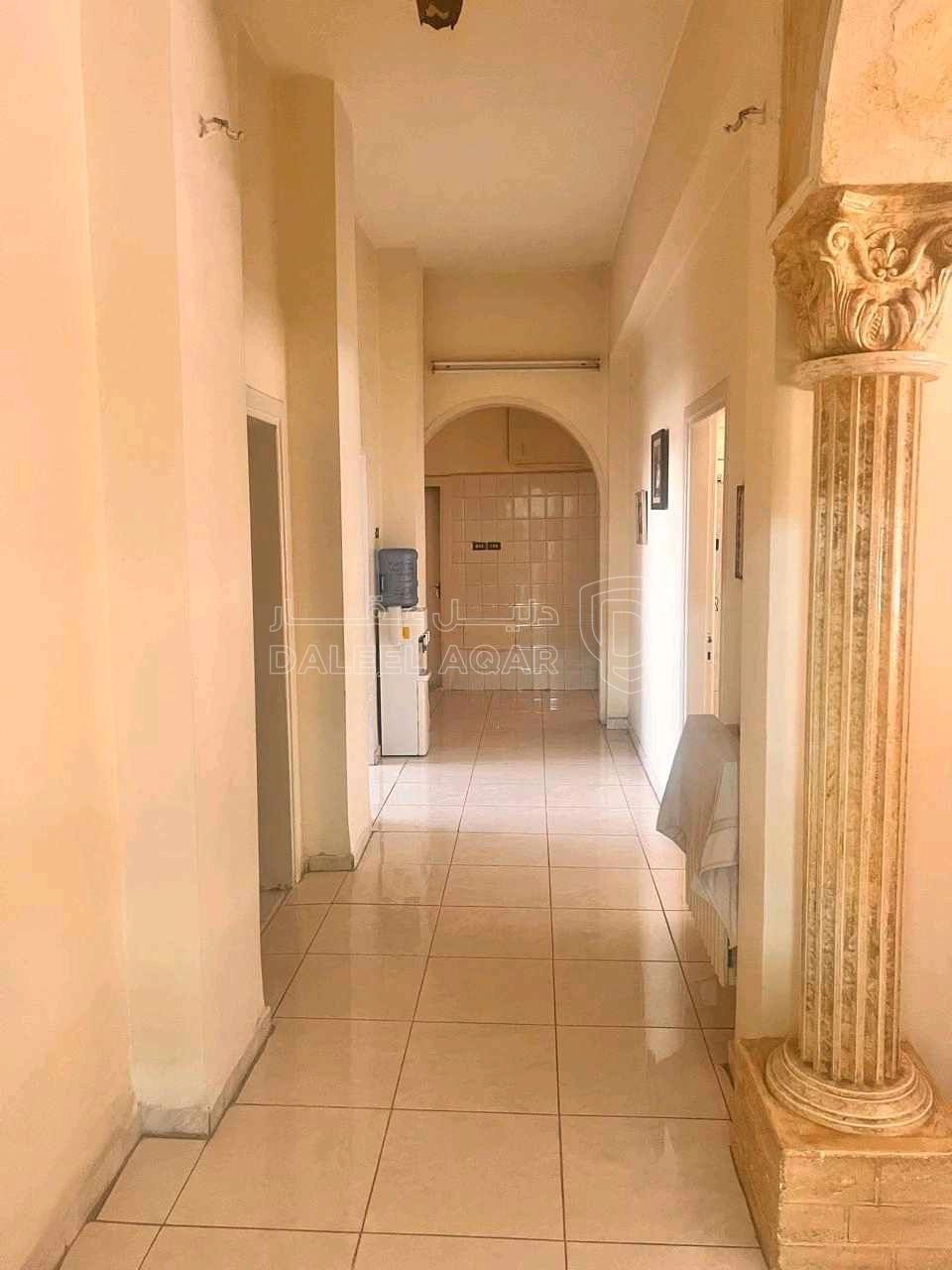 فيلا/منزل في اربد - البلد - شرق شارع ايدون - قرب مدرسة رابعه العدوية للبنات - 135,000 دأ - صورة 1