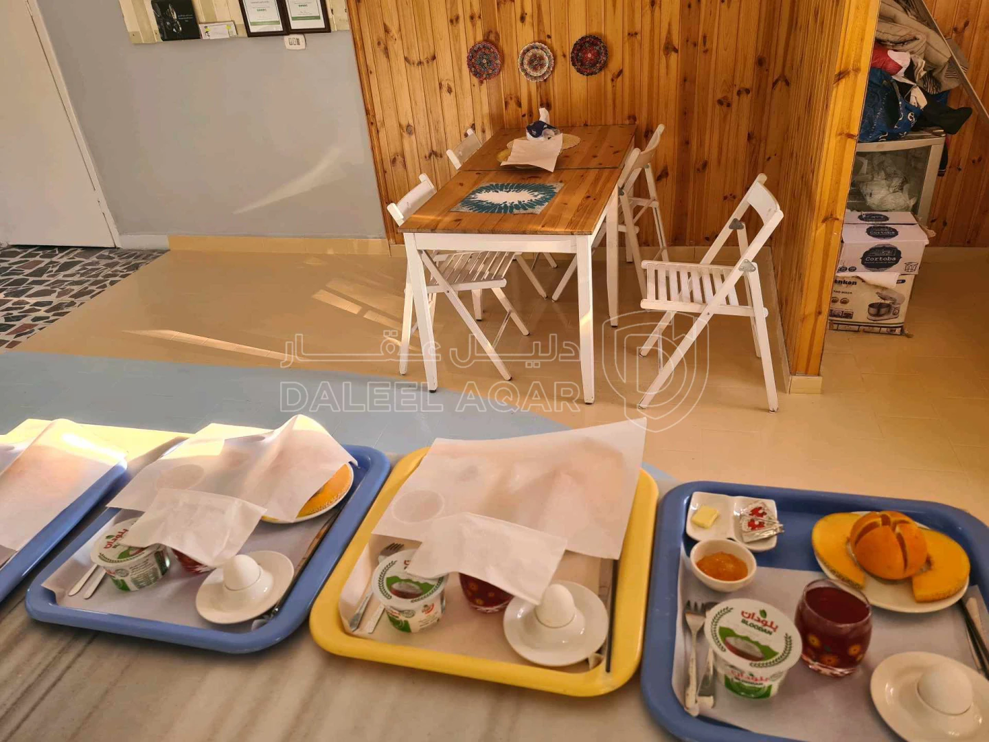 مبنى في جرش بحد قوس النصر من الشرق على الشارع العام فندق ب - 800,000 دأ - صورة 1