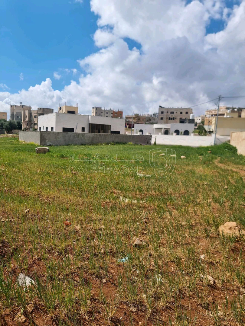 أرض في عمان الجويده مستندات ام زعروره ٤ - 45,000 دأ - صورة 1