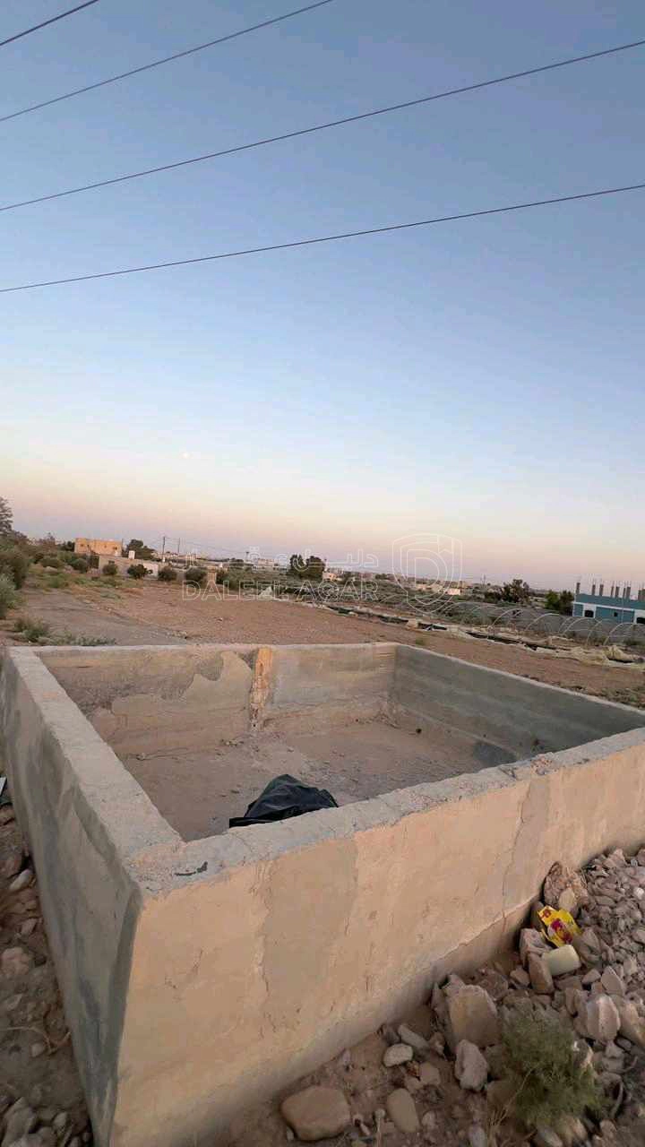 مزرعة/شاليه في معان_ الطريق الرئيس بالقرب من مجمع الاميره هيا الر - 160,000 دأ - صورة 1
