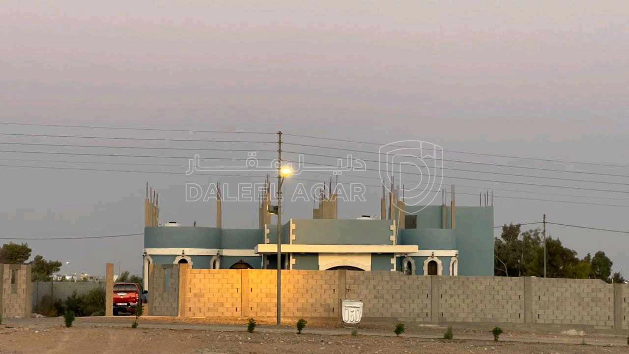 مزرعة/شاليه في معان_ الطريق الرئيس بالقرب من مجمع الاميره هيا الر - 160,000 دأ - صورة 1