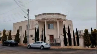 أرض في قطعة ارض مميزه منطقة فلل منطقة هادئة جميع الخدمات - 150,000 دأ - صورة NaN