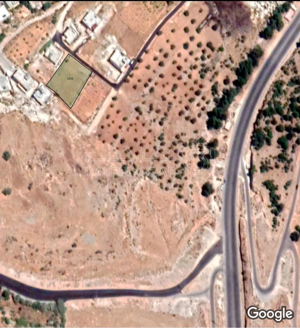 أرض في قرب موقع طائرة فراس العجلوني - 45,000 دأ - صورة 1