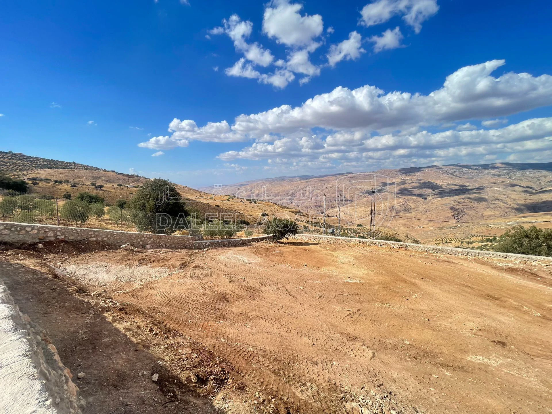 أرض في السلط / الصبيحي  - 66,000 دأ - صورة 13