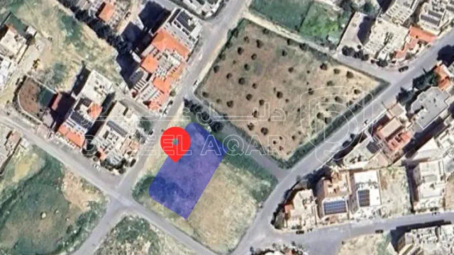 أرض في ارض تنظيم تجاري - 708,000 دأ - صورة 1