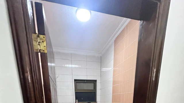 شقة في شقه طابق كامل في ابو نصير مقابل الاكاديمية البحرية - 57,500 دأ - صورة NaN