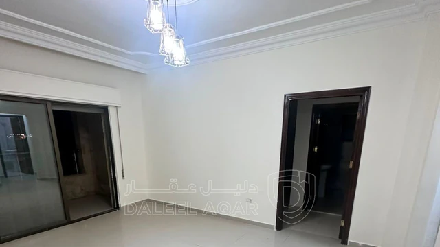 شقة في شقه طابق كامل في ابو نصير مقابل الاكاديمية البحرية - 57,500 دأ - صورة NaN