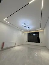 شقة في شقة ارضية  Ultra Deluxمع ترس جميل مرتفع على شارعين - 112,000 دأ - صورة NaN