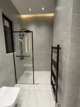 شقة في شقة ارضية  Ultra Deluxمع ترس جميل مرتفع على شارعين - 112,000 دأ - صورة NaN