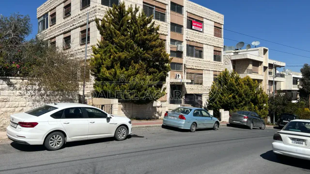 أرض - شارع عبد العبداللات 3 - 380000 دأ